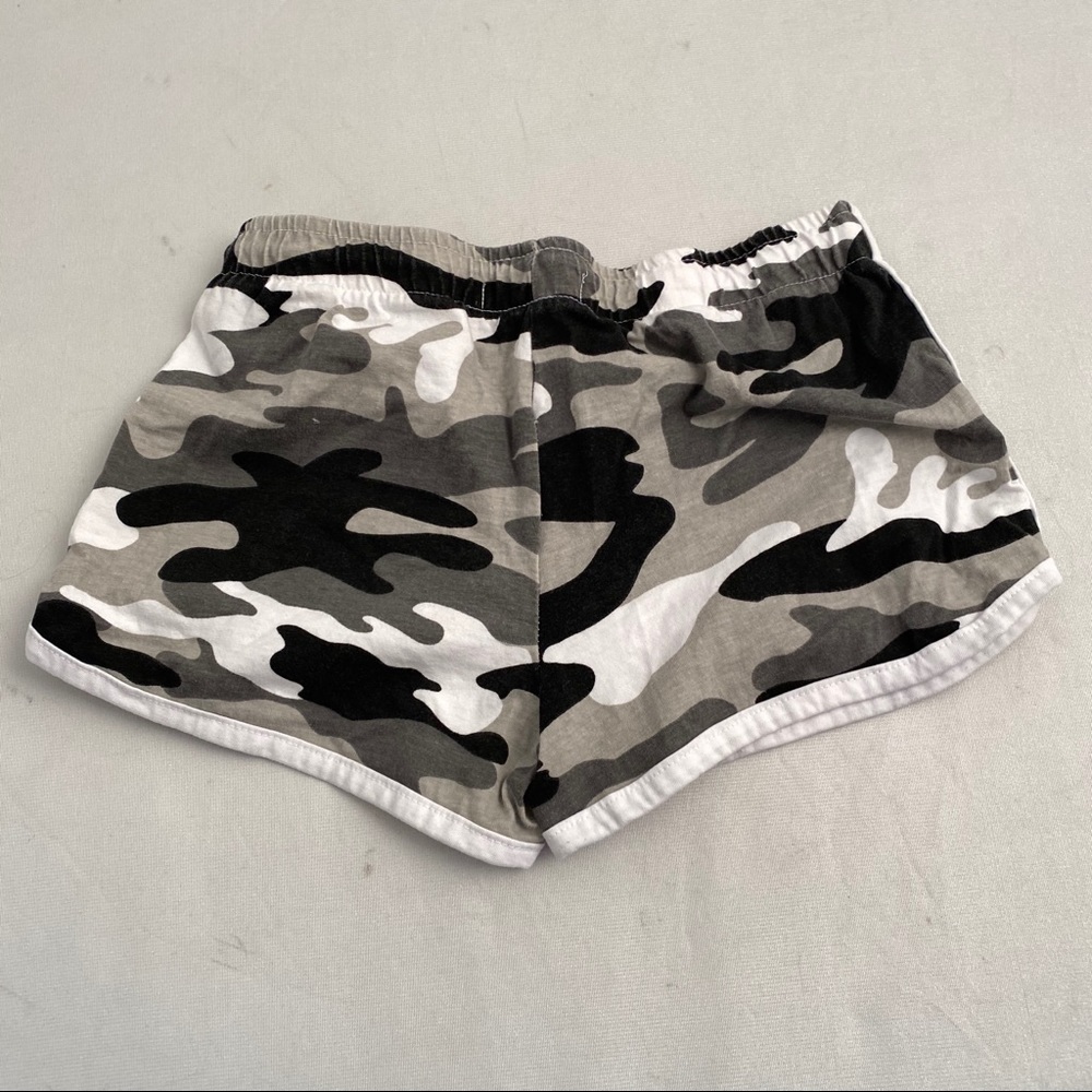 SWS black white gray camouflage shorts S